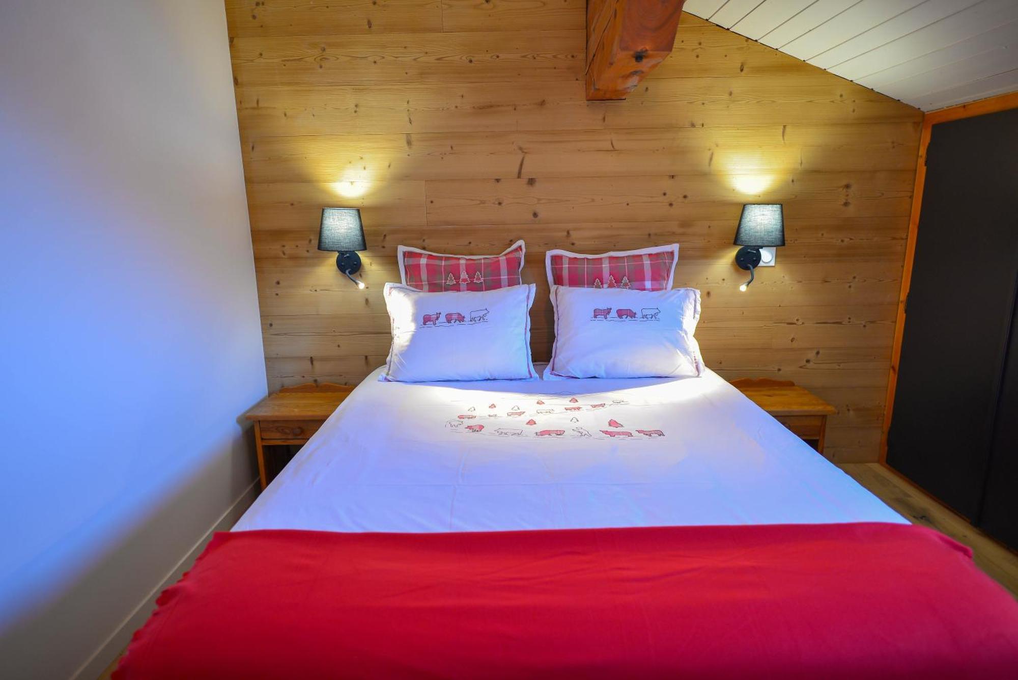 Hotel-Spa Le Morillon Charme&Caractère Esterno foto
